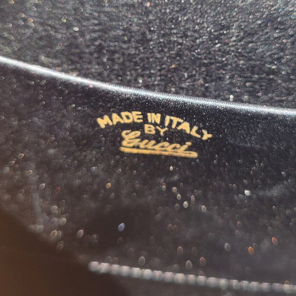 Rare Gucci Velvet Evening Clutch - Picture 4 of 4